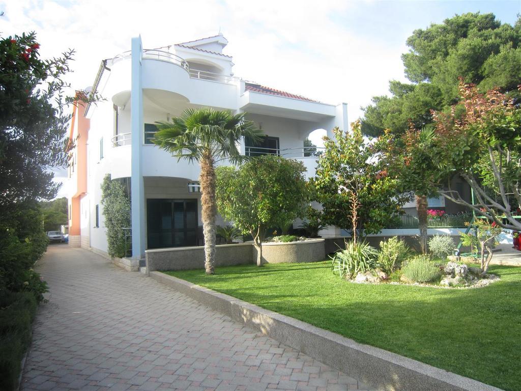 Villa Croatica Apartments Zaboric Esterno foto