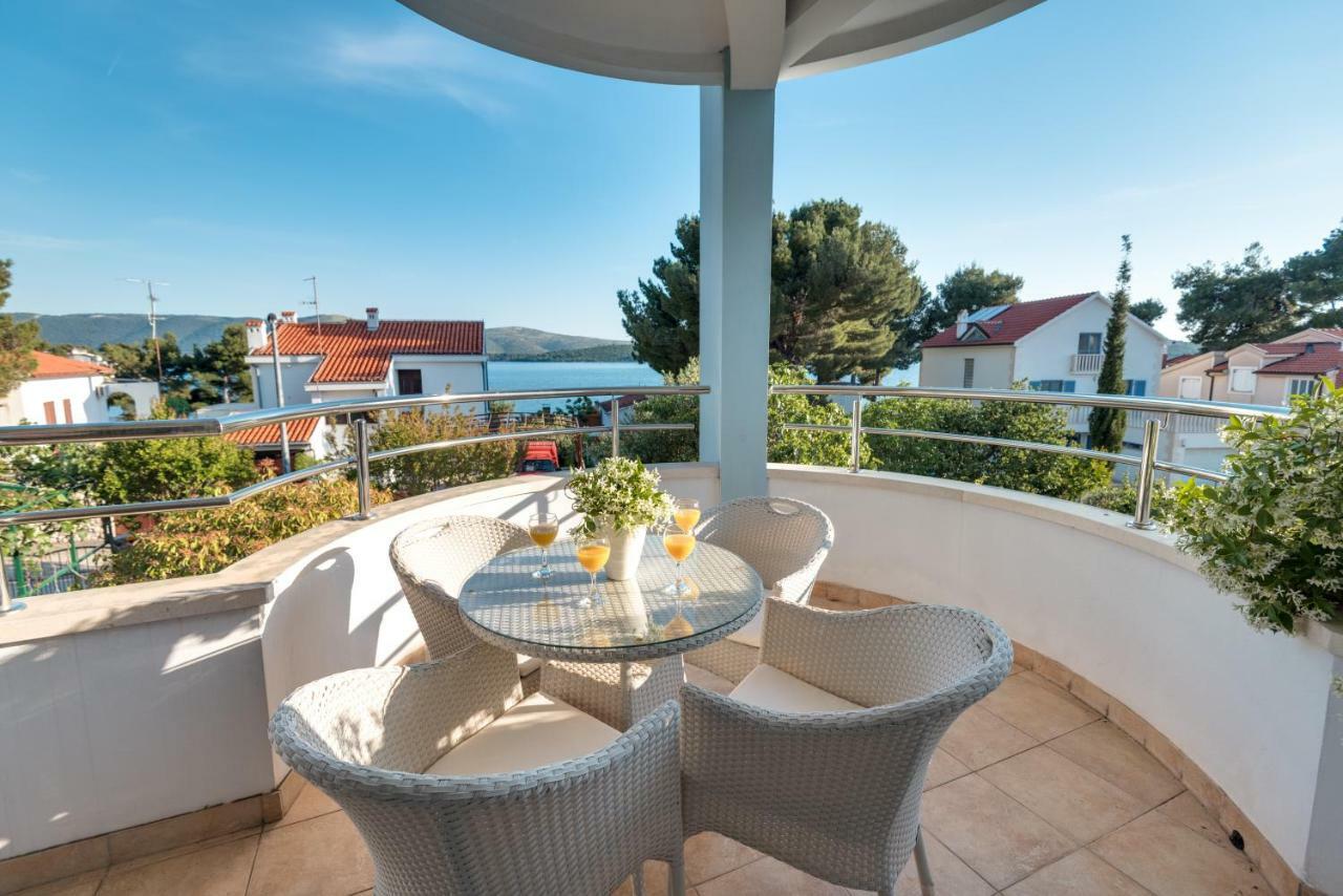 Villa Croatica Apartments Zaboric Esterno foto